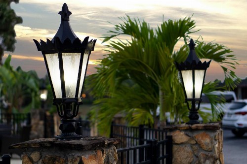 Spinnaker Inn of Naples - image 13
