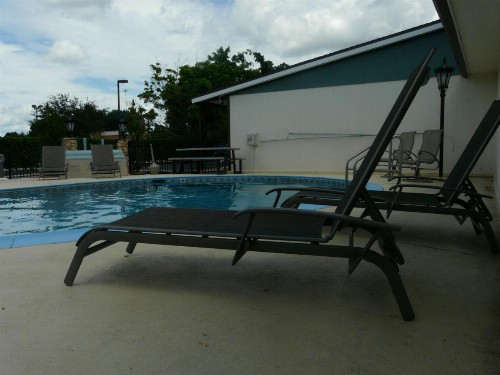 Spinnaker Inn of Naples - image 28