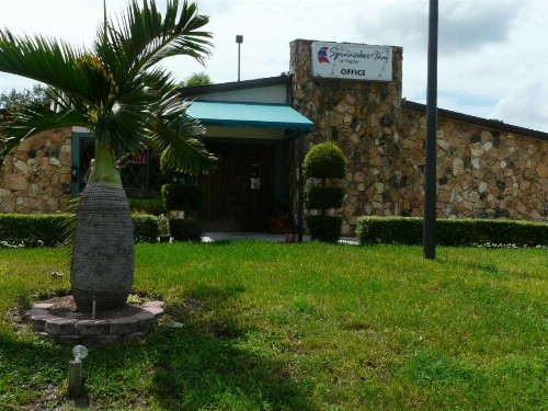 Spinnaker Inn of Naples - image 4