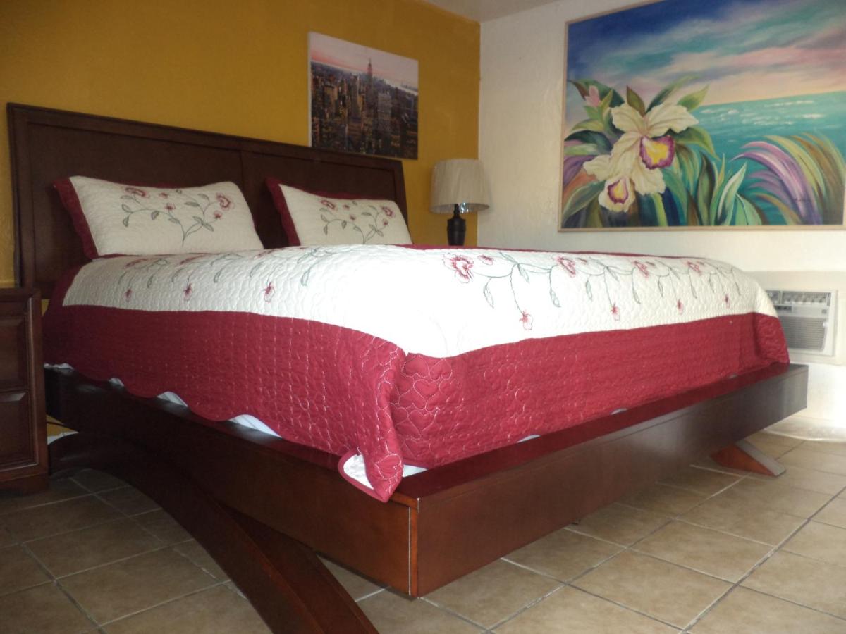 Glades Motel - Naples - image 2