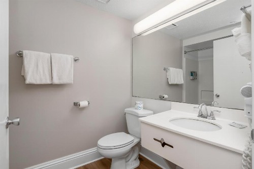 Naples Park Central Hotel - image 48