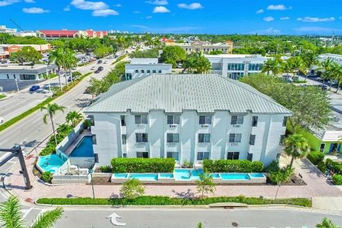 Naples Park Central Hotel - image 50