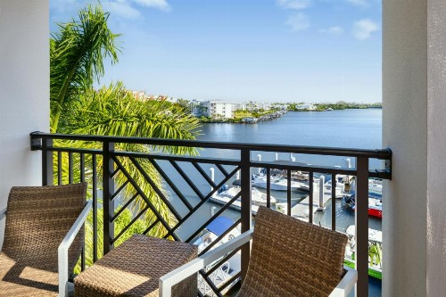 Hyatt House Naples/5th Avenue - image 11