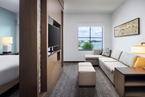Hyatt House Naples/5th Avenue - image 3