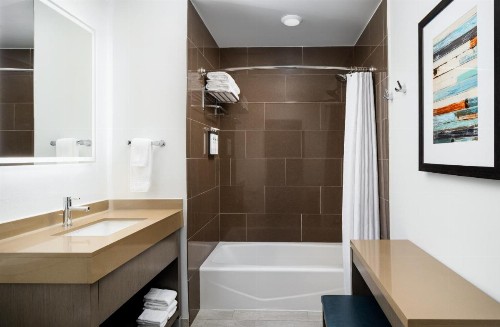 Hyatt House Naples/5th Avenue - image 30