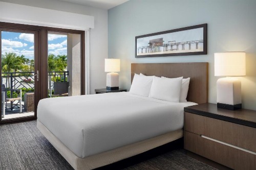 Hyatt House Naples/5th Avenue - image 37