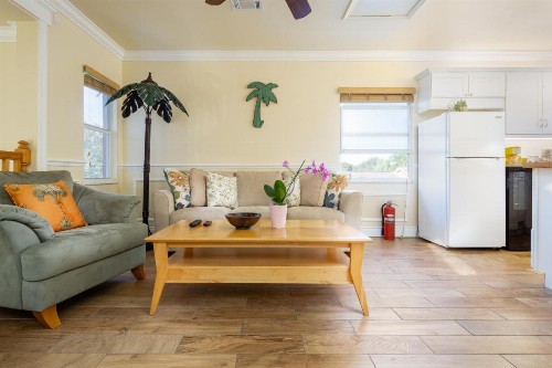 Home by Beach 5 - The Treehouse - image 25