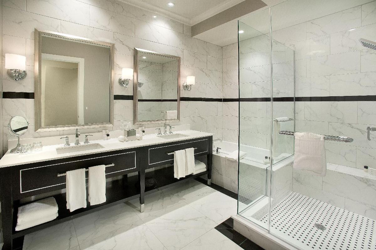 Club Level Suites at Inn on the Fifth - image 6