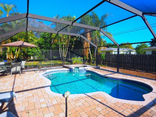 Vanderbilt Beach House - image 11
