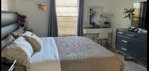 Parkshore resort apartment - image 11