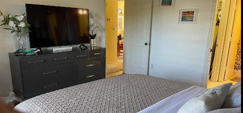 Parkshore resort apartment - image 12