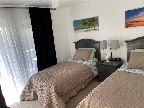 Parkshore resort apartment - image 3