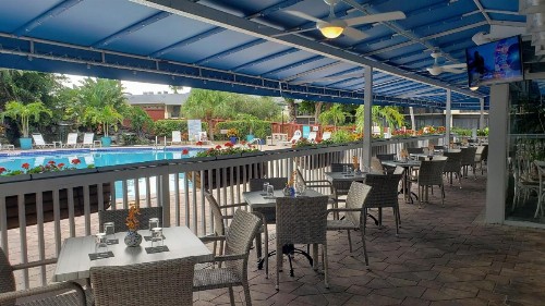 Parkshore resort apartment - image 32