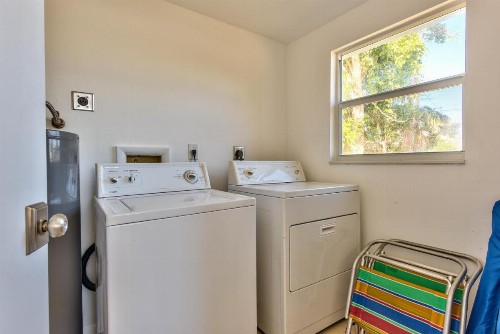 Avola Vacation Rental - image 9