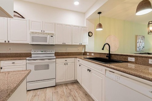 GreenLinks Golf Villa at Lely Resort - image 42