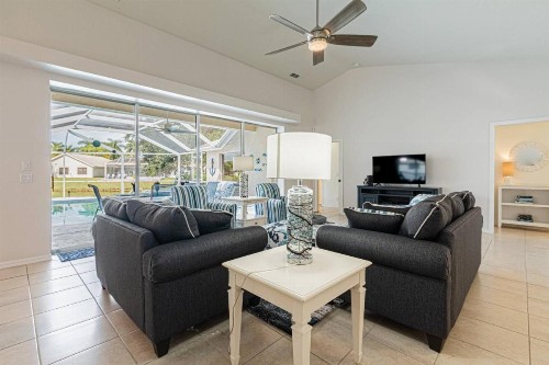 Briarwood-Tivoli Ct - image 32