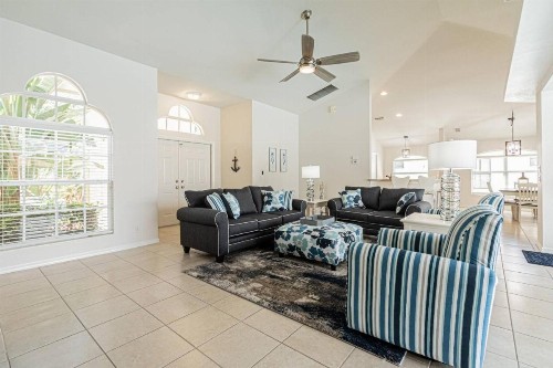 Briarwood-Tivoli Ct - image 43