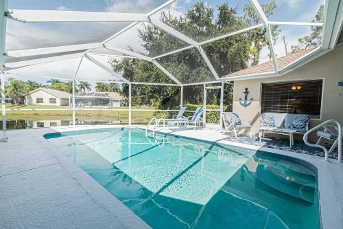 Briarwood-Tivoli Ct - image 8