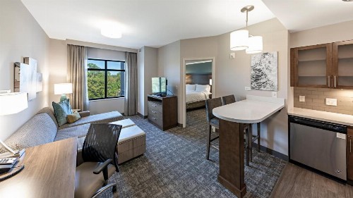 Staybridge Suites - Naples - Marco Island an IHG Hotel - image 6
