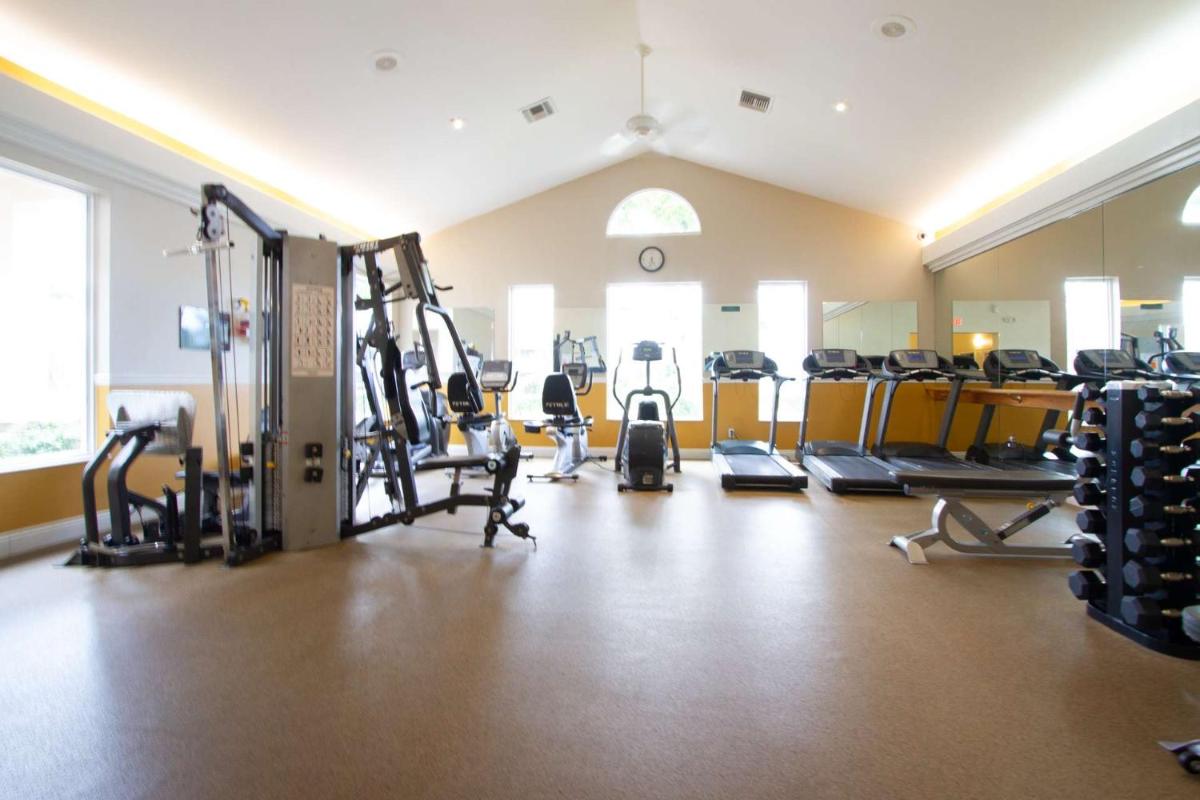 Crown Pointe- Harrogate Ct. - image 5
