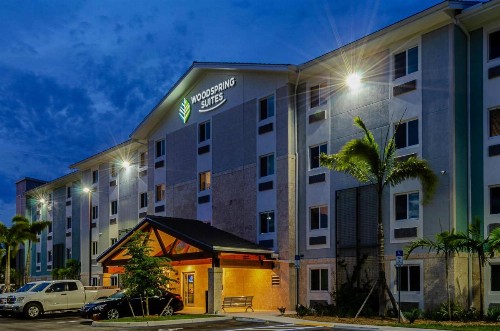 WoodSpring Suites Naples - image 18