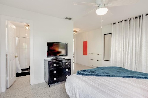 Naples Waterfront Retreat - image 11