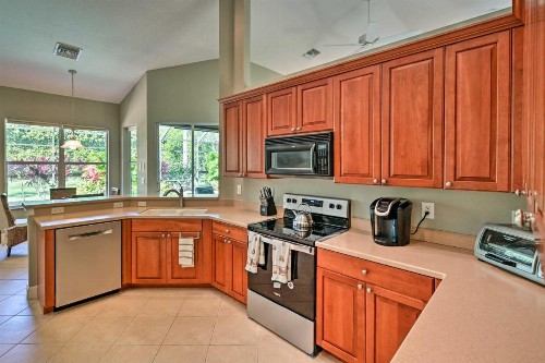 Private Oasis with Pool 10 Mi to Naples Beach! - image 8