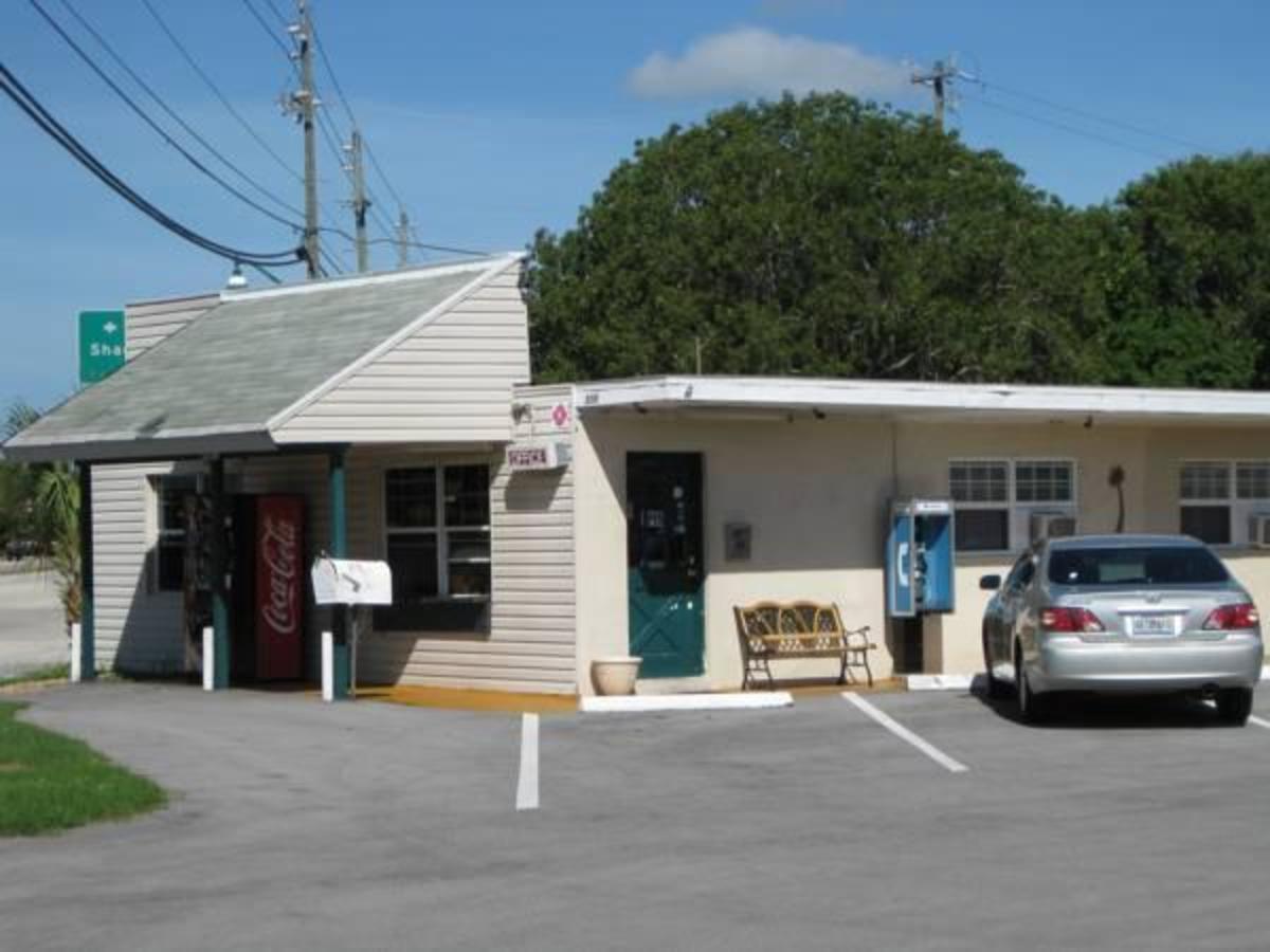 Glades Motel - Naples - image 3
