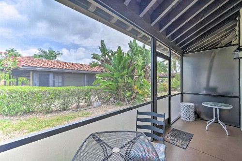 Waterfront Naples Condo about 15 Mi to Everglades