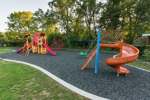 Lake-In-Wood Camping Resort - image 22