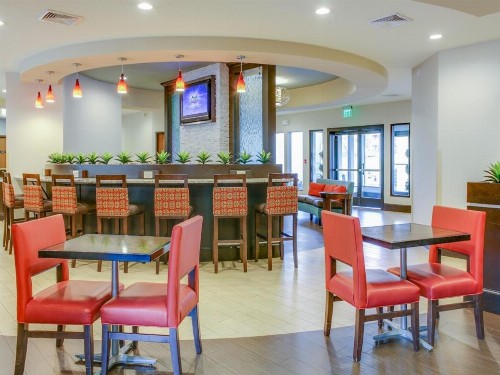 Club Hotel Nashville Inn & Suites - image 19
