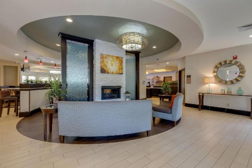 Club Hotel Nashville Inn & Suites - image 35