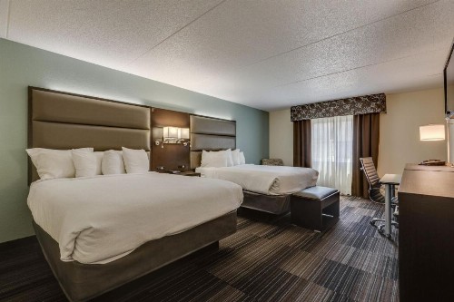 Club Hotel Nashville Inn & Suites - image 39