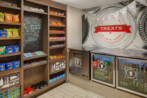 Hampton Inn & Suites Nashville-Airport - image 12