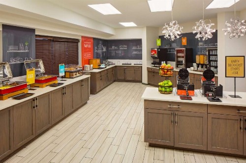 Hampton Inn & Suites Nashville-Airport - image 17