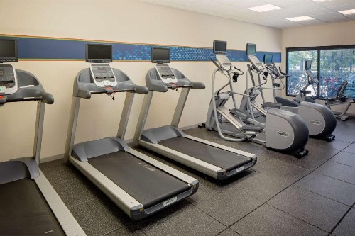 Hampton Inn & Suites Nashville-Airport - image 3