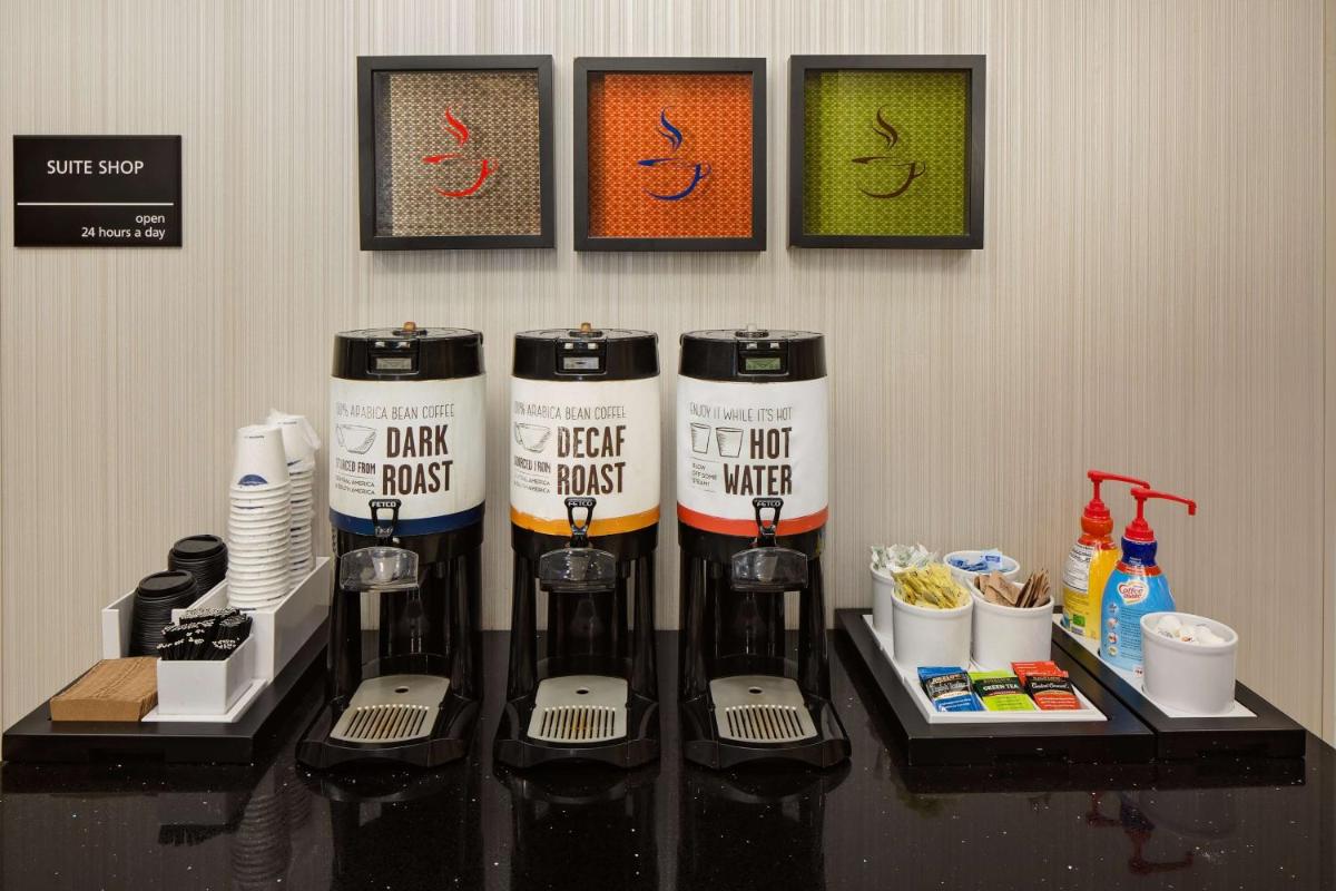Hampton Inn & Suites Nashville-Airport - image 4