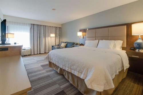 Hampton Inn Bellevue/Nashville I-40 West - image 2