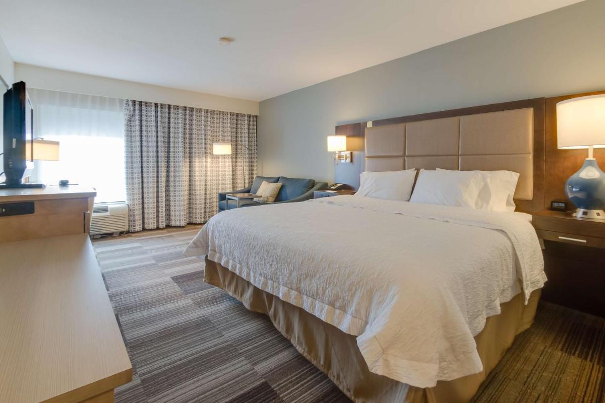 Hampton Inn Bellevue/Nashville I-40 West - image 2