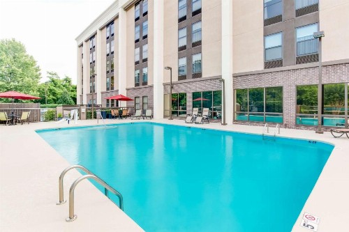 Hampton Inn Bellevue/Nashville I-40 West - image 7