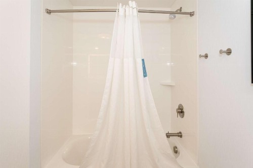 Hampton Inn & Suites Nashville-Green Hills - image 2