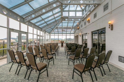 Hampton Inn & Suites Nashville-Green Hills - image 26