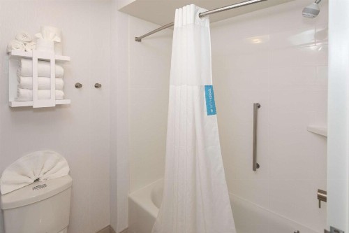 Hampton Inn & Suites Nashville-Green Hills - image 30