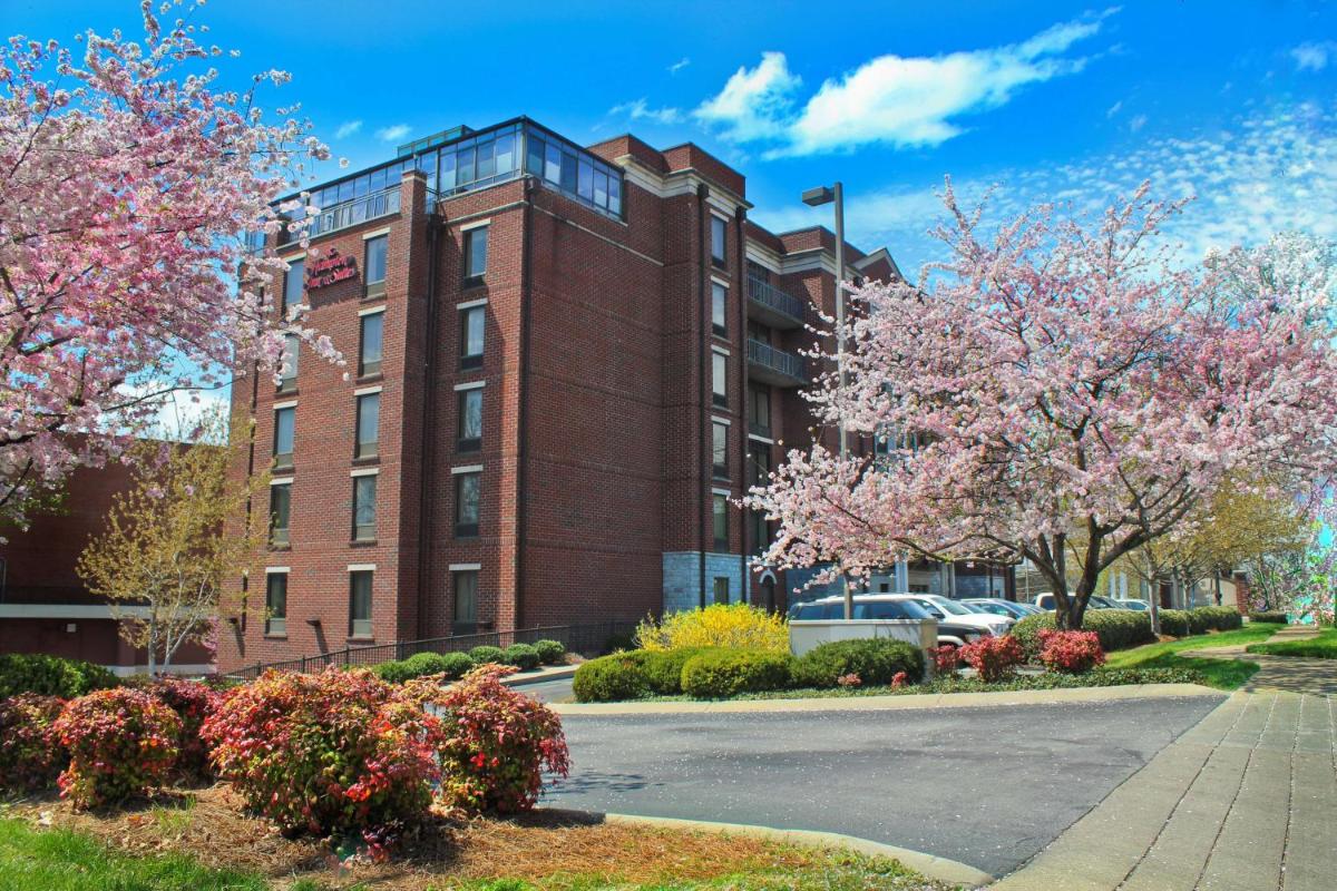 Hampton Inn & Suites Nashville-Green Hills - image 7
