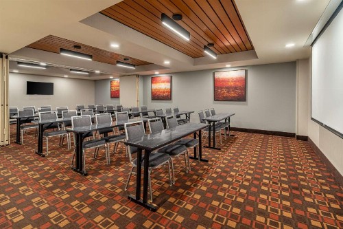 Hampton Inn Nashville / Vanderbilt - image 11