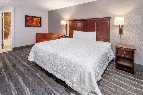 Hampton Inn Nashville / Vanderbilt - image 13