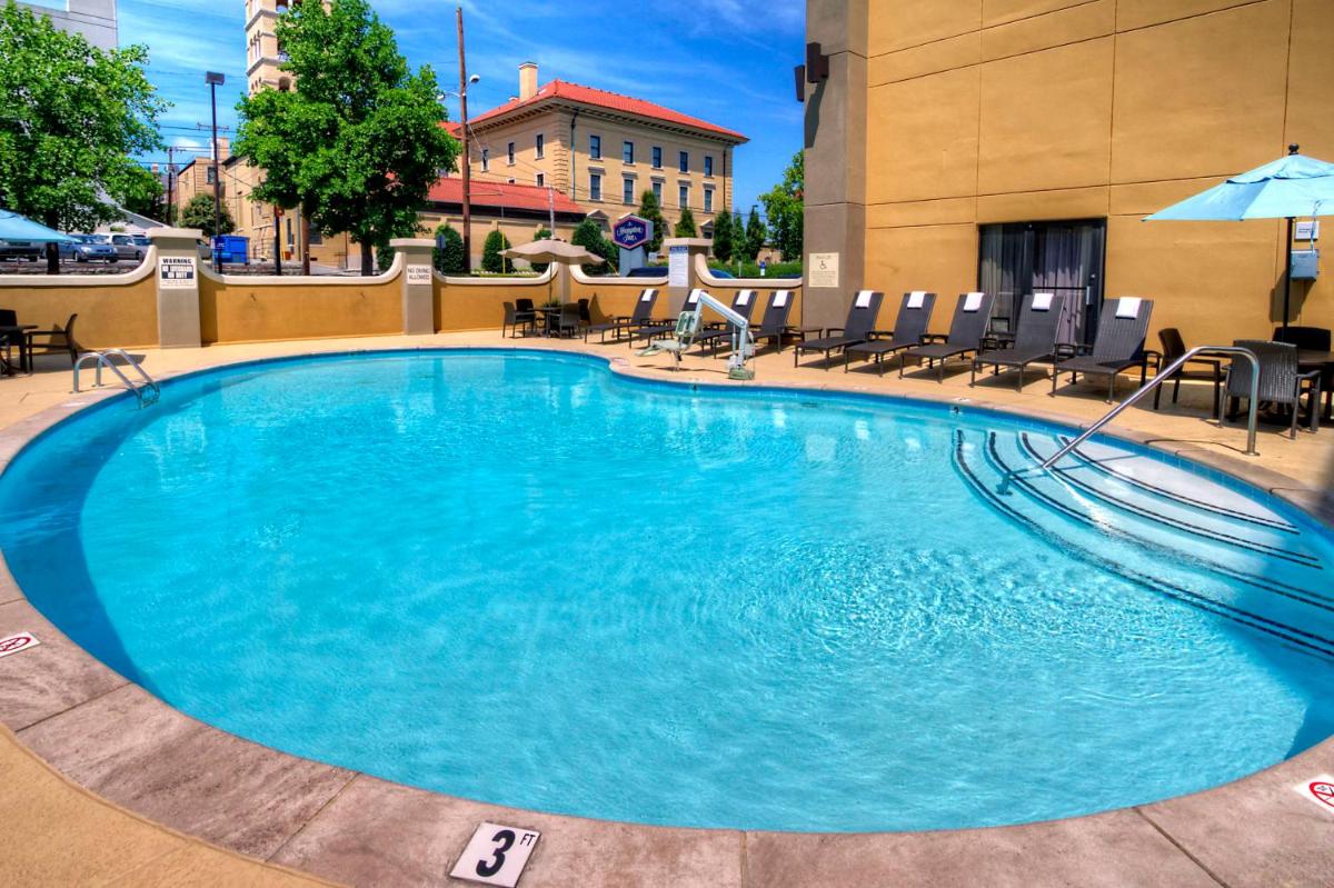 Hampton Inn Nashville / Vanderbilt - image 5