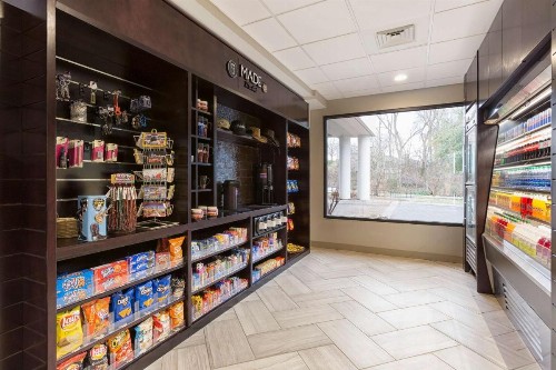 DoubleTree Suites by Hilton Nashville Airport - image 12
