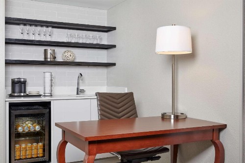 DoubleTree Suites by Hilton Nashville Airport - image 20