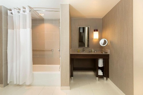 DoubleTree Suites by Hilton Nashville Airport - image 28